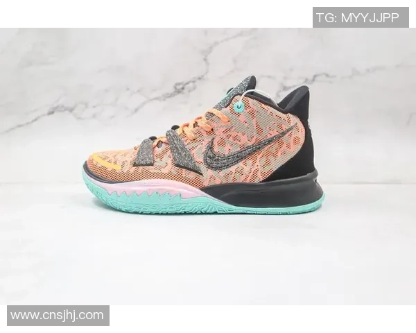 欧文新鞋发布会引发争议踩踏耐克Logo传递真正艺术无标签理念